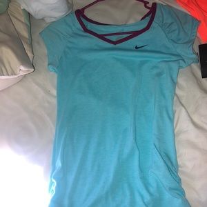 I am selling a Nike T-Shirt